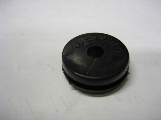 211 611 751 - GROMMET FOR BRAKE HARD LINE